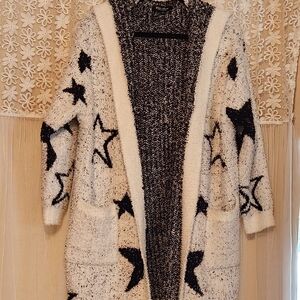 Cozy Star Patterned Sweater Cardigan/Coat